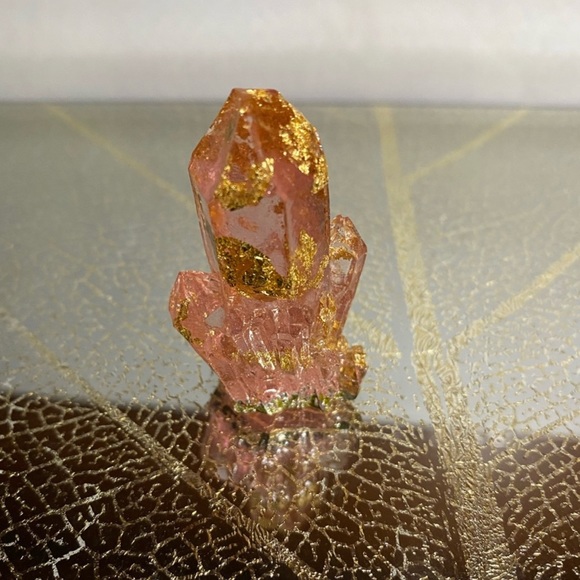 [❌]  Light pink crystal cluster with gold flakes inside 💖 - Picture 11 of 16